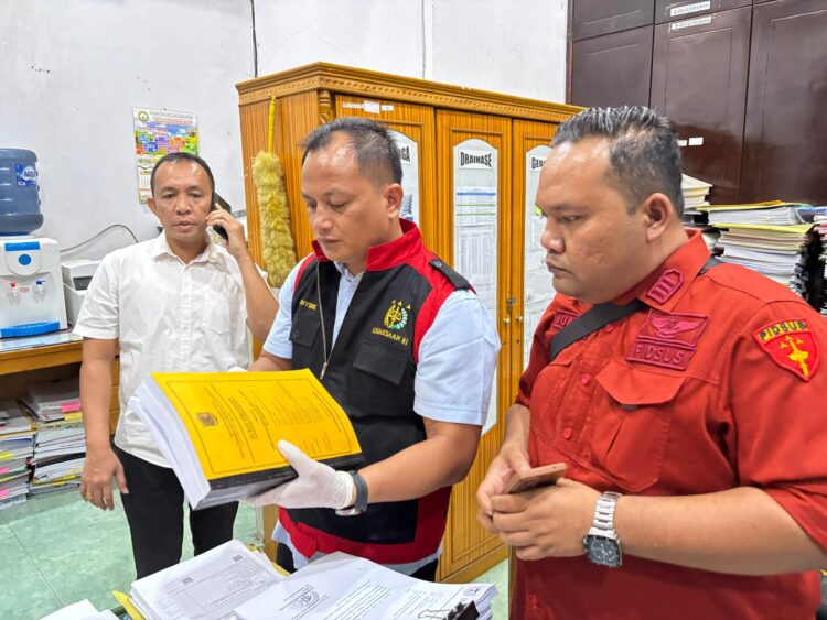 Kejari Binjai Geledah Kantor Dinas PUTR