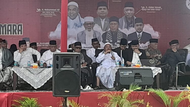 Ulama Kharismatik Aceh, Abu Di Paya Pasi: Pijet Lam Tapeeh Wajeb Toet