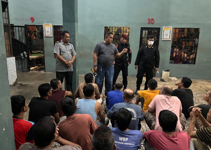 Gencarkan Deteksi Dini, Lapas Labuhan Ruku Lakukan Razia