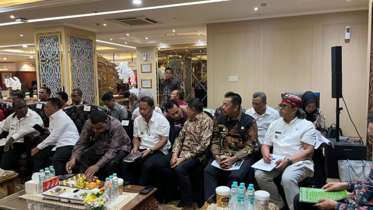 Audiensi Dengan Mentan RI, Bupati Madina Bahas Pembangunan Bidang Pertanian