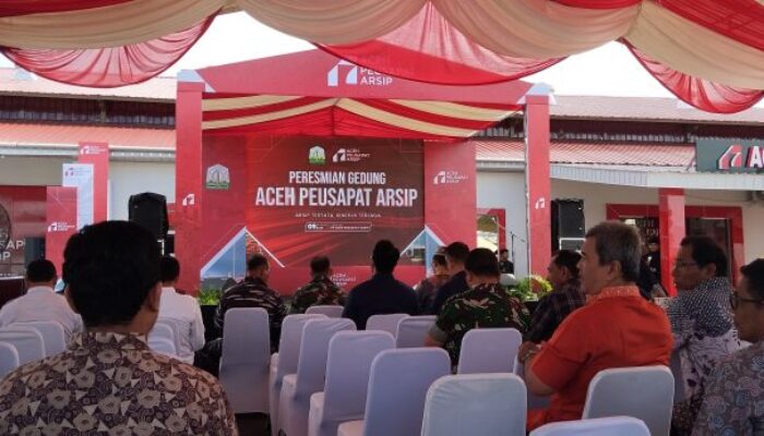 Gubernur Resmikan Gedung Aceh Peusapat Arsip Di Blang Bintang