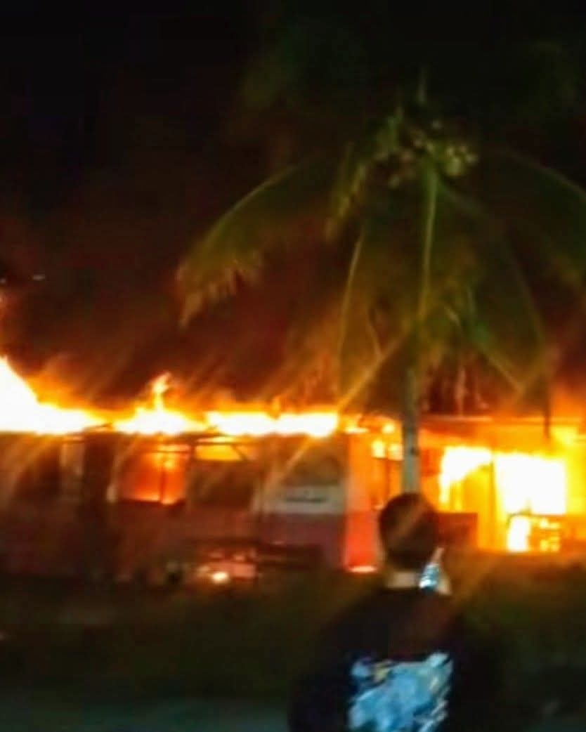 Kantor Disdik Nisel Terbakar