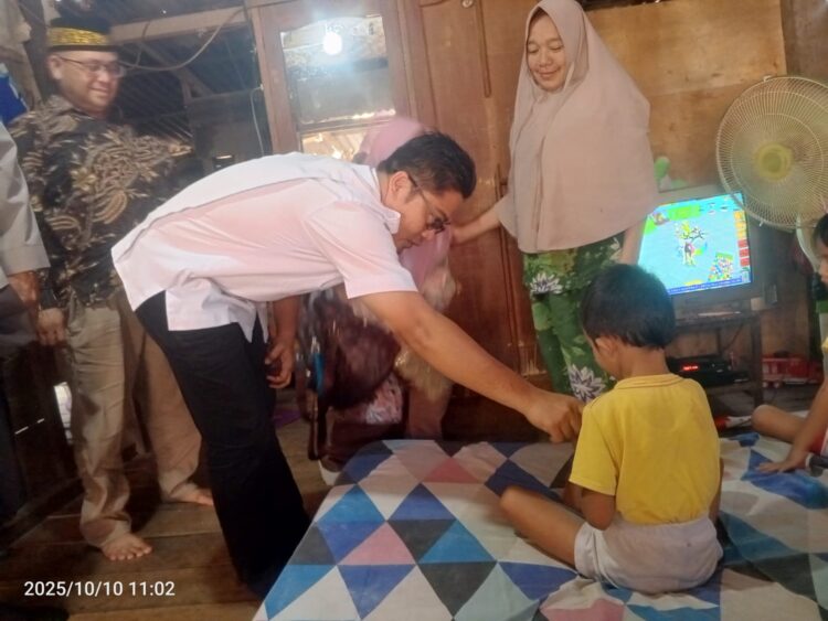 Forkopincam Siabu Kunjungi Rahmad Di Desa Hutapuli