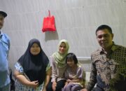 Bupati Aceh Besar Kunjungi Warganya Pasien Bocor Jantung Di Jakarta