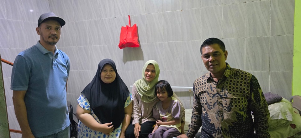 Bupati Aceh Besar Kunjungi Warganya Pasien Bocor Jantung Di Jakarta
