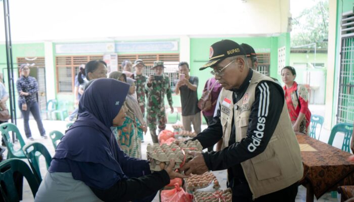 Bupati Simalungun Tinjau Banjir Serbelawan Dan Bantu Warga Terdampak