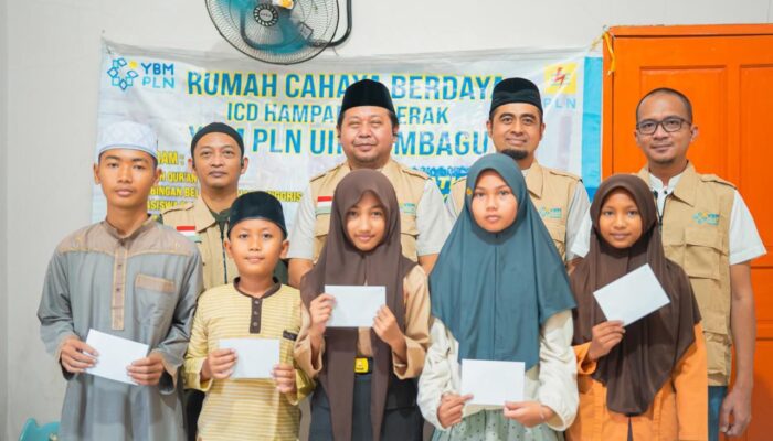 PLN UIP Sumbagut Dan YBM Salurkan Santunan Anak Yatim Di Hamparan Perak
