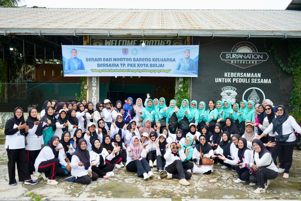 PKK Kota Binjai Gelar Senam Bersama Lansia dan Nonton Bareng Keluarga