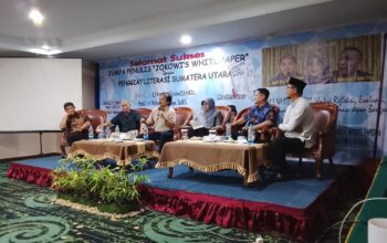 Roy Suryo Janji Terbitkan Buku “Gibran Black White”