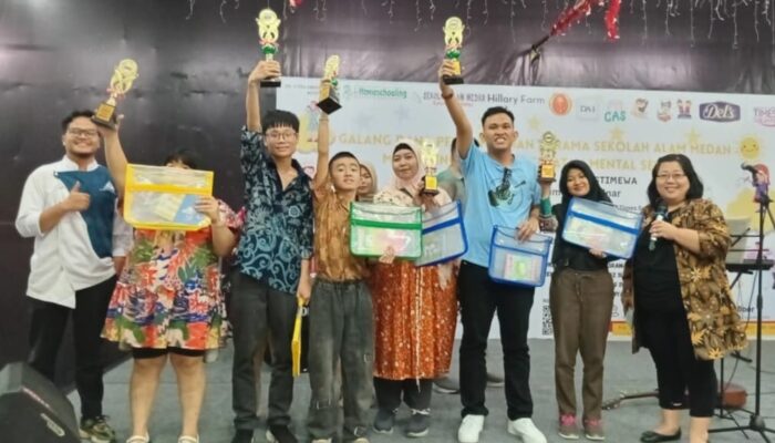 Puluhan Anak Istimewa Tampil Memukau Dalam Pentas Seni Di Medan