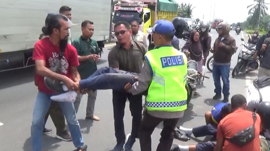 Laka Lantas Di Jalinsum, Ketua Forwakum Sergai Evakuasi Dua Pelajar