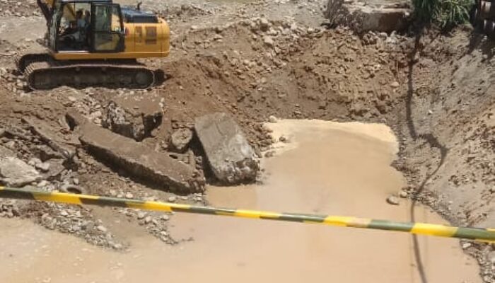 Rekanan Diminta Jaga Kualitas Proyek Jembatan Rangka Baja Mbarung