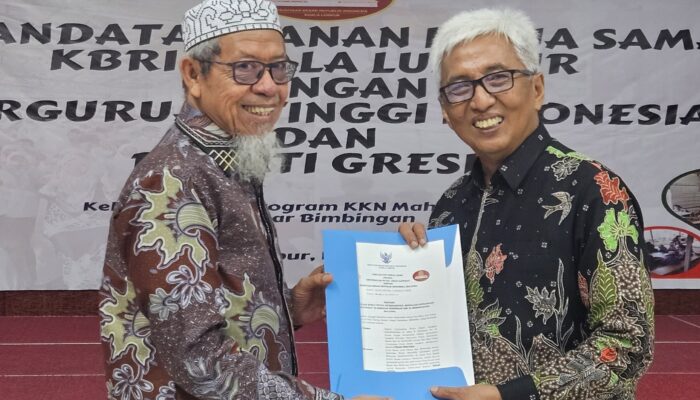 Rektor UNIPAL-Dubes RI Untuk MalaysiaTeken Kerja Sama Program KKN Internasional