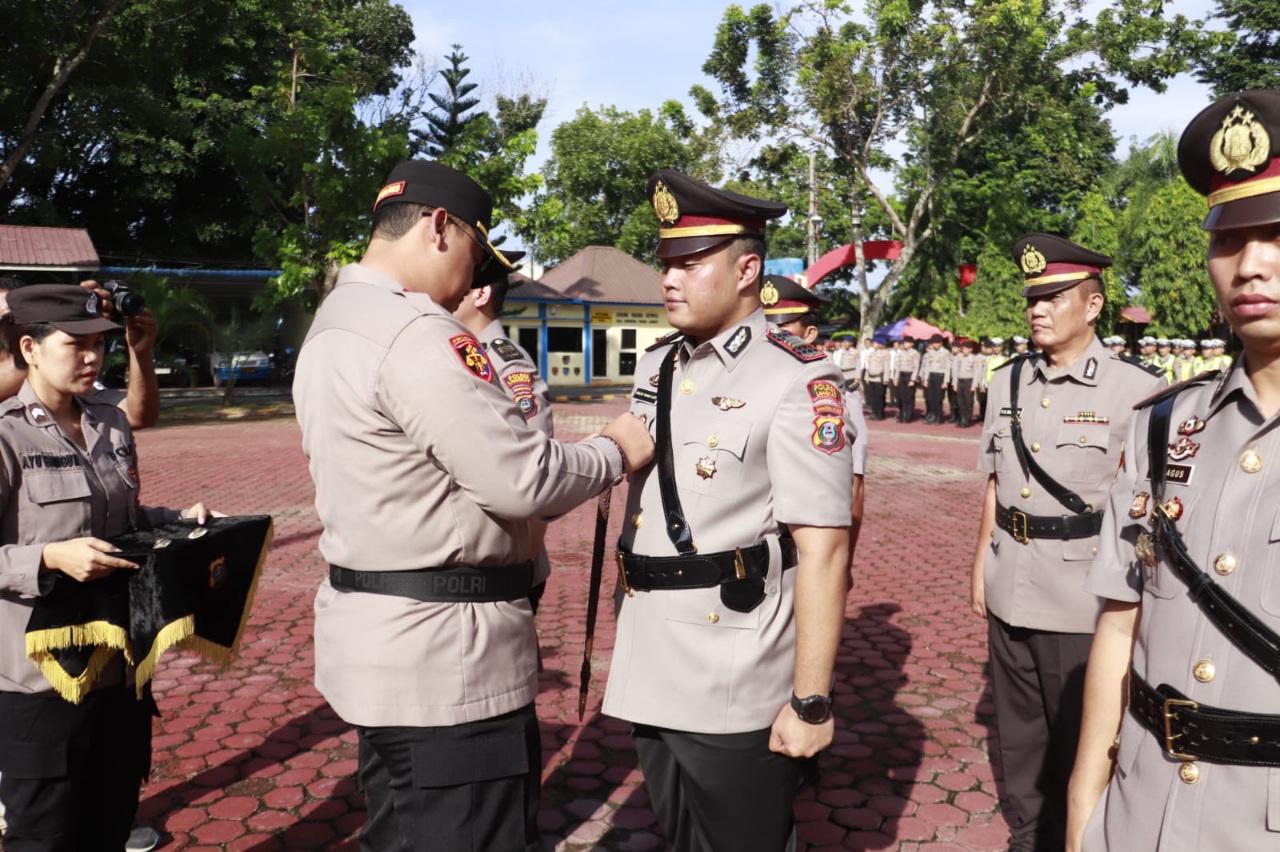 Kapolres Langkat Pimpin Sertijab Kasat Reskrim Dan  Dua Kapolsek