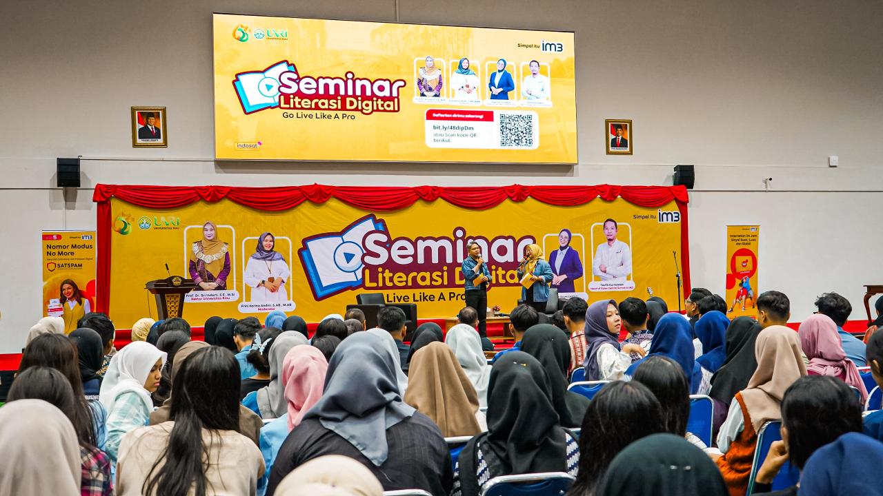 Go Live Like a Pro: IM3 Dan TikTok Ajak Mahasiswa UNRI Berkarya Di Dunia Digital