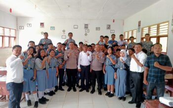 Polres Tapanuli Tengah Gelar “Police Go To School”
