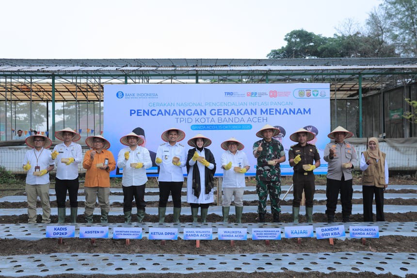Illiza Canangkan Gerakan Menanam