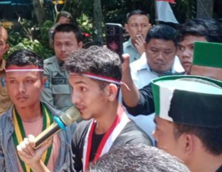Desakan Pencopotan Plt Kadis PUPR Madina Mencuat Akibat Dugaan Suap Rp7,2 Miliar