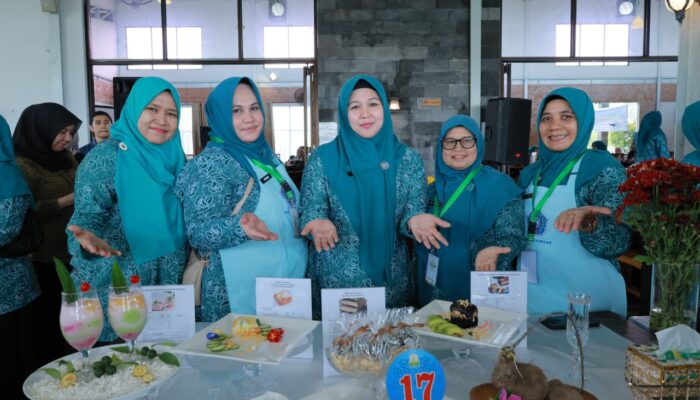 Ketua TP PKK Aceh Besar Dukung Tim Janeng Dalam Lomba Cipta Menu Pangan Lokal 2025