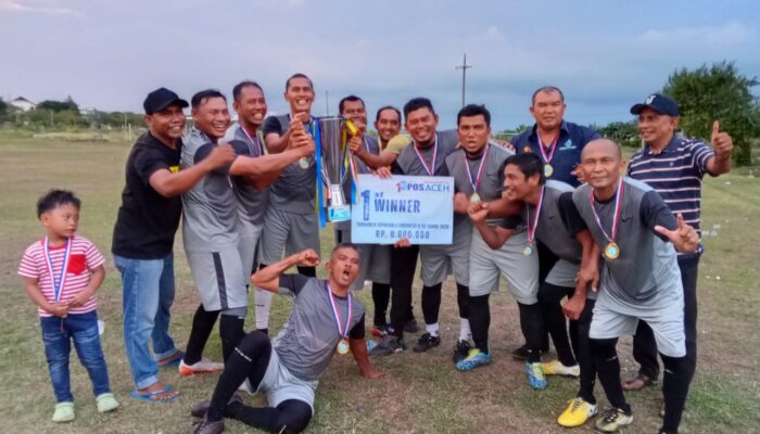 Wali Kota Banda Aceh Bangga.Pemko FC Juara Turnamen Eksekutif