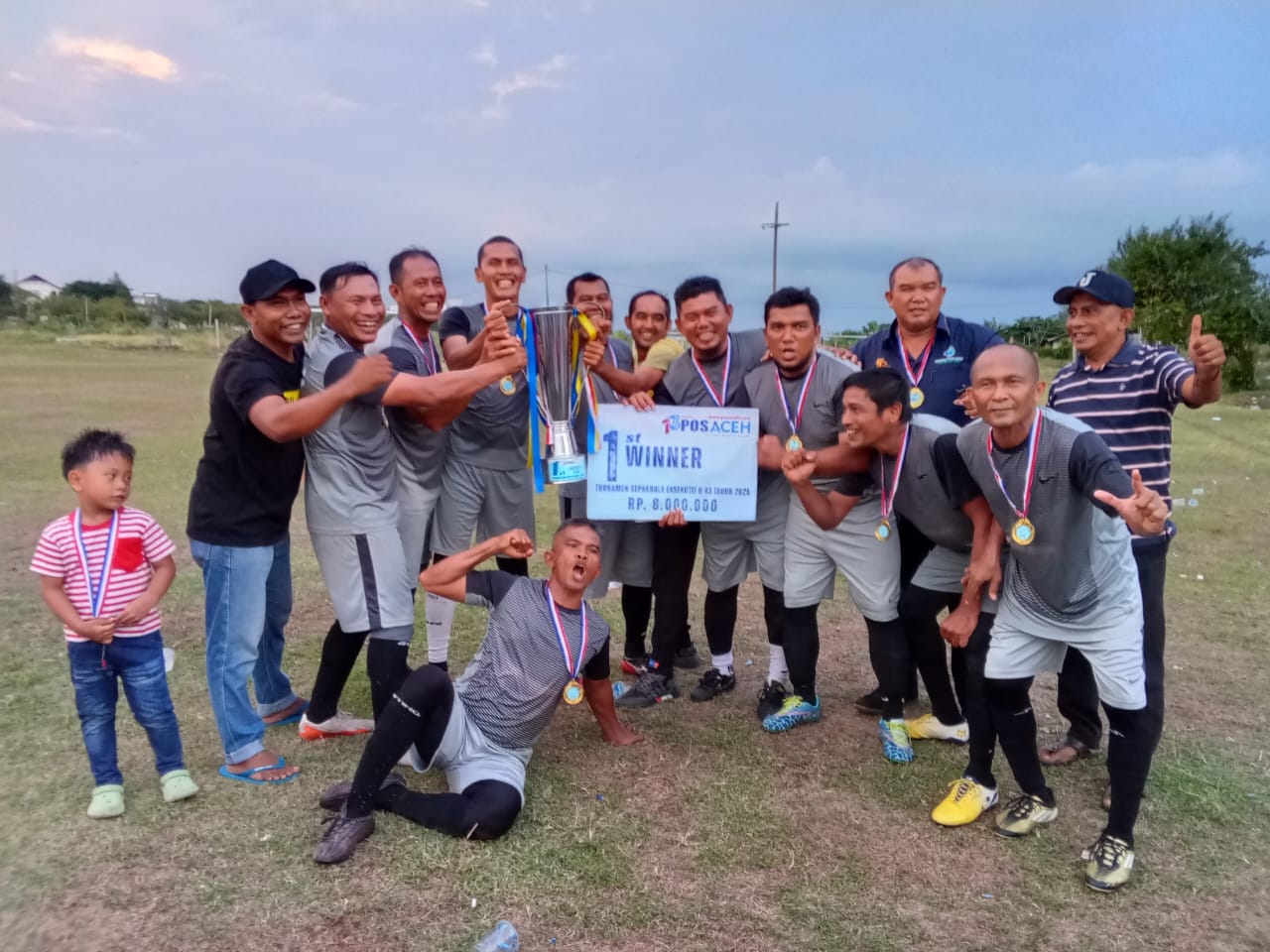 Wali Kota Banda Aceh Bangga.Pemko FC Juara Turnamen Eksekutif