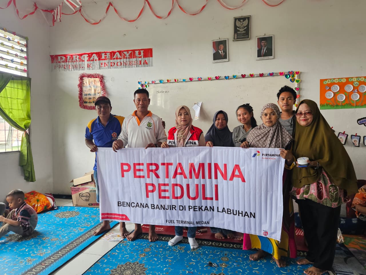 Respons Cepat Pertamina Patra Niaga Regional Sumbagut Bantu Warga Pasca Luapan Sungai Deli