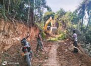 Satgas TMMD Ke-126 Kodim 0119/BM Gencar Buka Akses Jalan Demi Kemajuan Desa