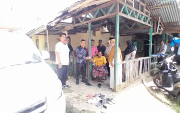 Pemkab Simalungun Berikan Pelayanan Untuk Warga Kurang Mampu Di Kelurahan Amansari
