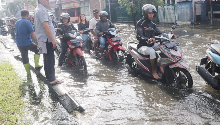Rico Harus Bereskan Warisan Bobby