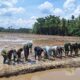 Brigade Pangan Maju Jaya Sehati menggelar kegiatan tanam bersama penangkar benih seluas 10,5 hektar di Desa Simandulang, Kecamatan Kualuh Leidong, Kabupaten Labuhanbatu Utara, Sumatra Utara, Kamis (16/10/2025).