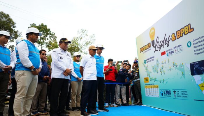 Negara Hadir, Pemerintah Targetkan 1.285 Desa Terang Di 2025