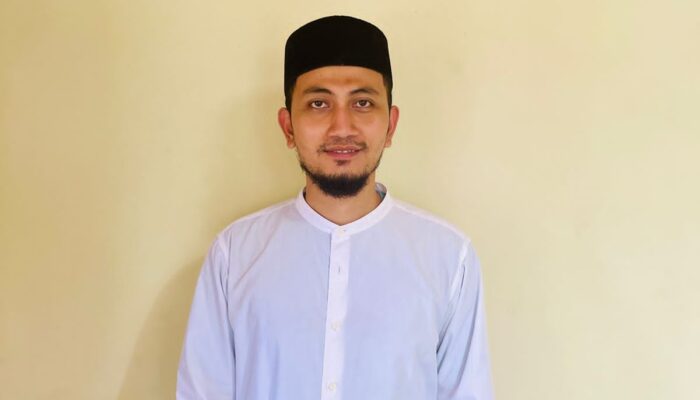 Khutbah Jumat Ustadz Ahmad Qushairi : Kebahagiaan Sejati Bukan Pada Materi Dan Prestasi