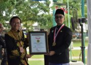 HUT Ke-24 Langsa, Jeffry Sentana Terima Penghargaan Rekor MURI Dan FLA