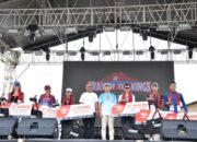 Wabup Samosir Serahkan Hadiah Juara TOTK