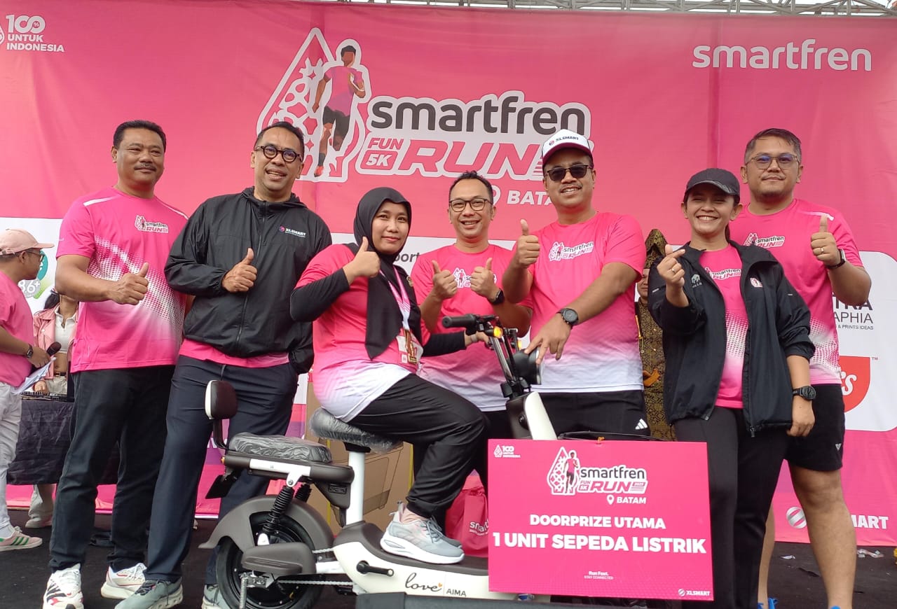 Ratusan Peserta Antusias Ikuti Fun Run Bersama Smartfren Di Batam