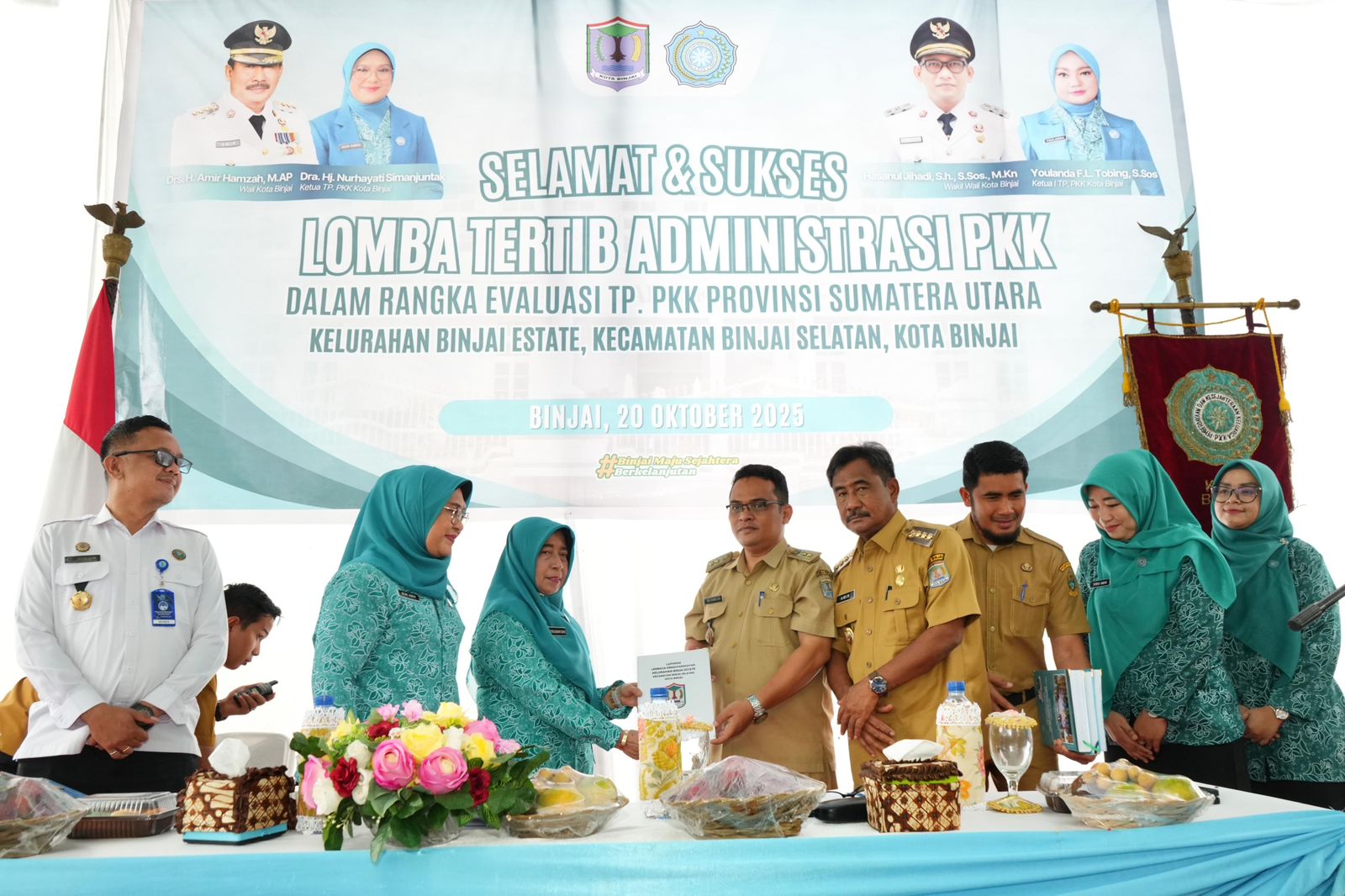 TP PKK Sumut Evaluasi Lomba Tertib Administrasi Di Binjai