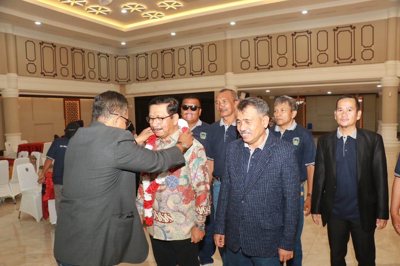 Basarin Tanjung Nahkodai IKA SMA Josua Medan Periode 2025-2029, Arsyad Lubis Ketua Pembina