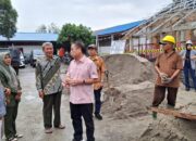 dr Sofyan Tan Bantu Revitalisasi SMP Suci Murni