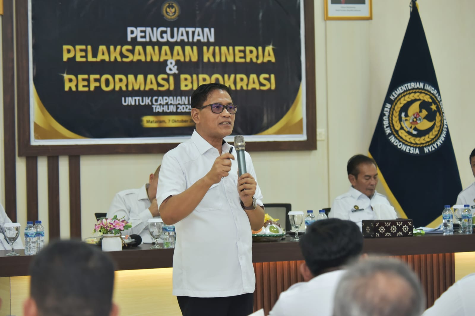 Paspor Indonesia: Strategi Diplomasi, Hukum dan Mobilitas Global untuk Kemajuan Ekonomi