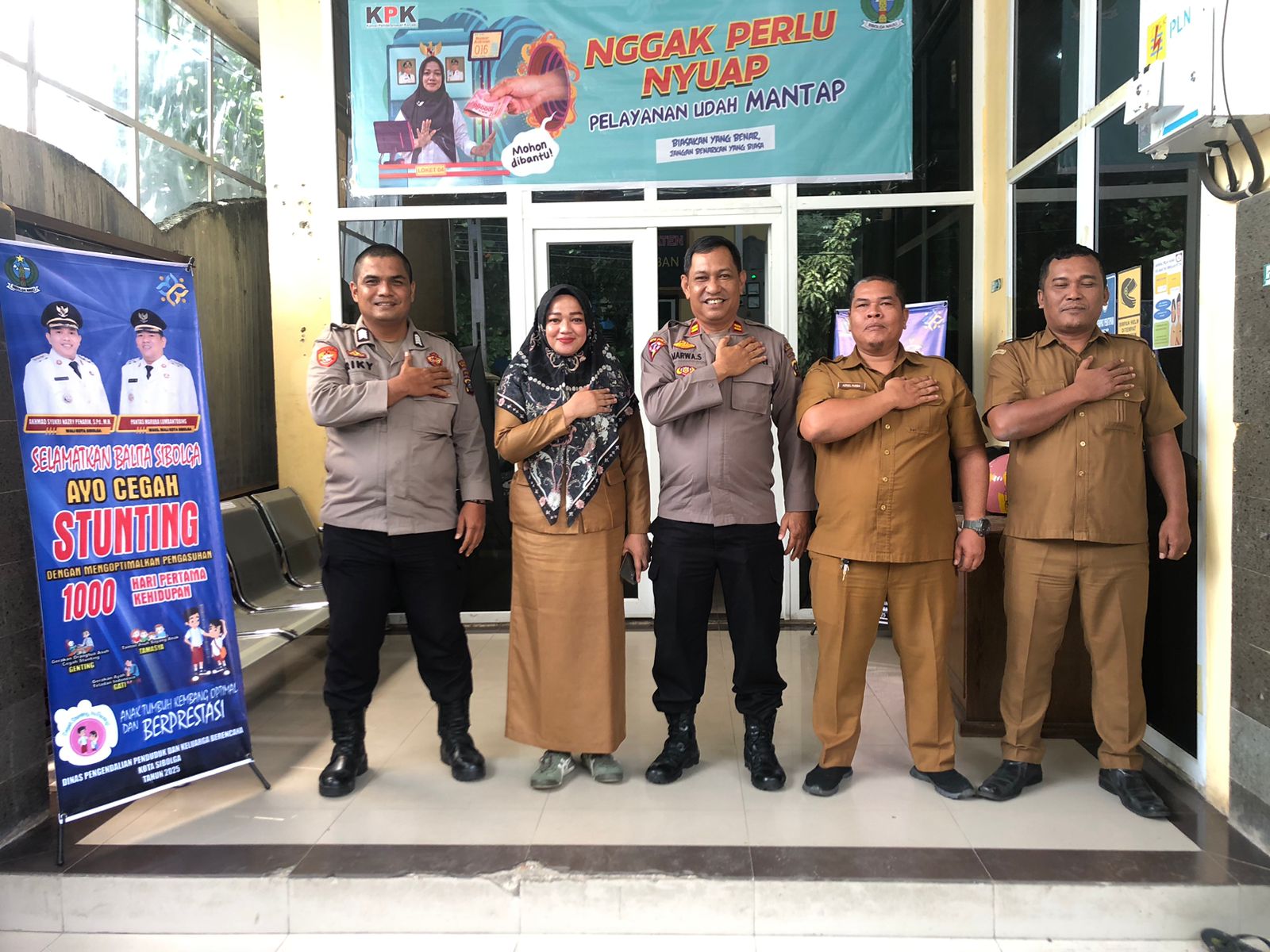Kapolsek Sibolga Sambas Sambangi Kantor Camat Sibolga Kota