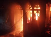 Diduga Korsleting, Tiga Rumah Terbakar