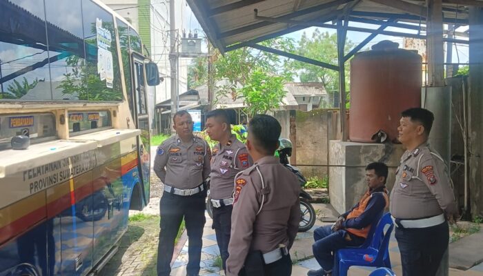 Kanit Regident Polres Binjai Supervisi Dan Pengawasan Di Empat Titik Pelayanan Samsat