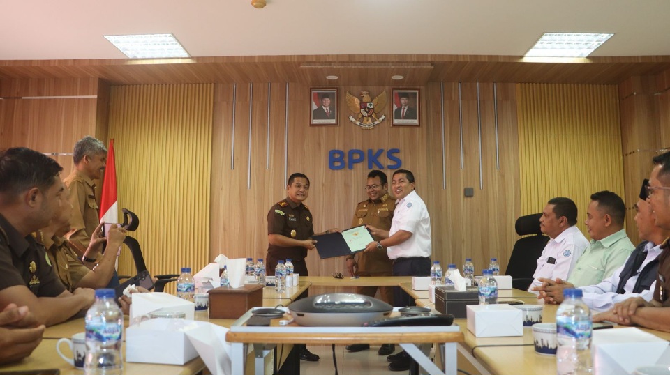Wali Kota Saksikan Kepala BPKS Serahkan Aset Negara Kepada Kejari Sabang