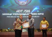 Bupati Aceh Besar Terima Lontar Awards 2025 SPS