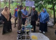 Tim PKM Politeknik Negeri Medan Bantu Peternak Bebek Di Deli Serdang Dengan Mesin Pelet Pakan