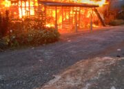 Satu Rumah Di Wih Nongkal Ludes Terbakar