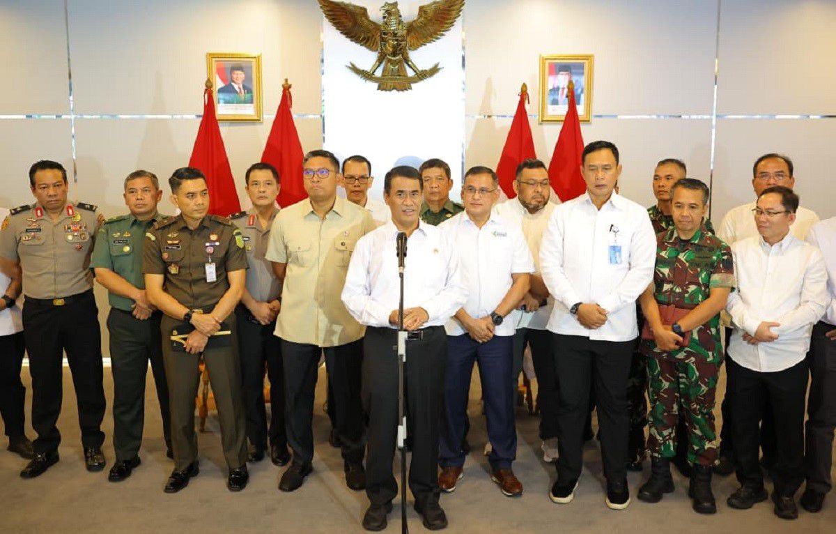 Harga Pupuk Turun 20%, Kado Manis Setahun Kinerja Merah Putih Pertanian!