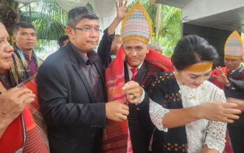 Pangdam I/BB Melayat Ke Rumah Duka Ibu Ukur Br Sihombing Orang Tua Dandrem Sorong Juniras Shiombing