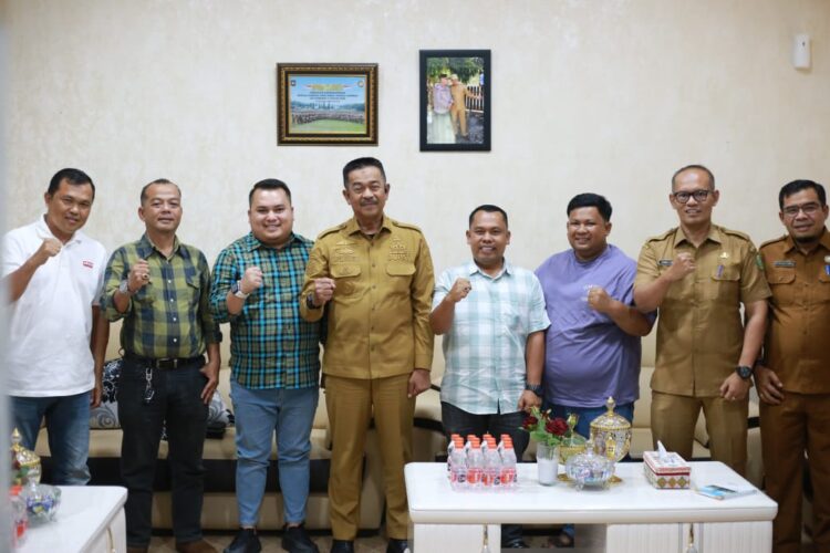 Lintas Assosiasi Jasa Konstruksi Audiensi Dengan Bupati Madina