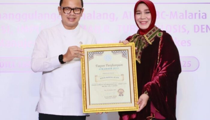 Banda Aceh Terima Penghargaan ADINKES Award 2025